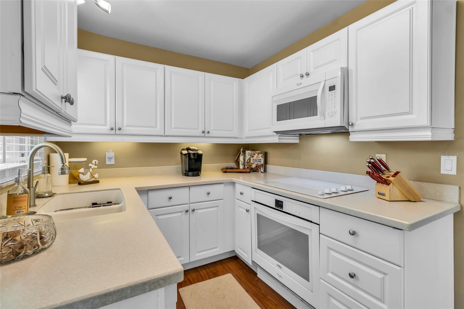 CAMBRIDGE VILLAGE - Residential