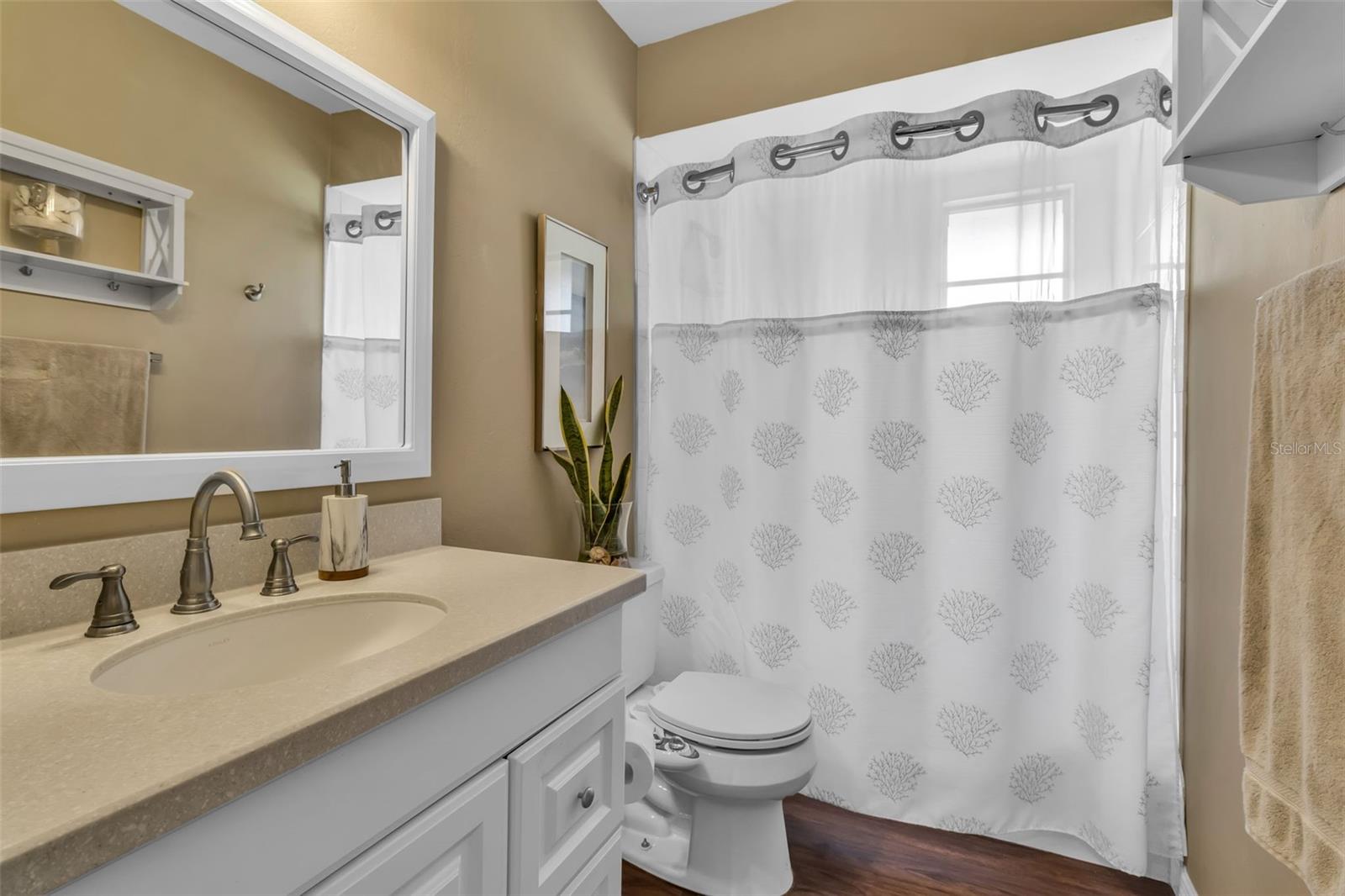 CAMBRIDGE VILLAGE - Residential