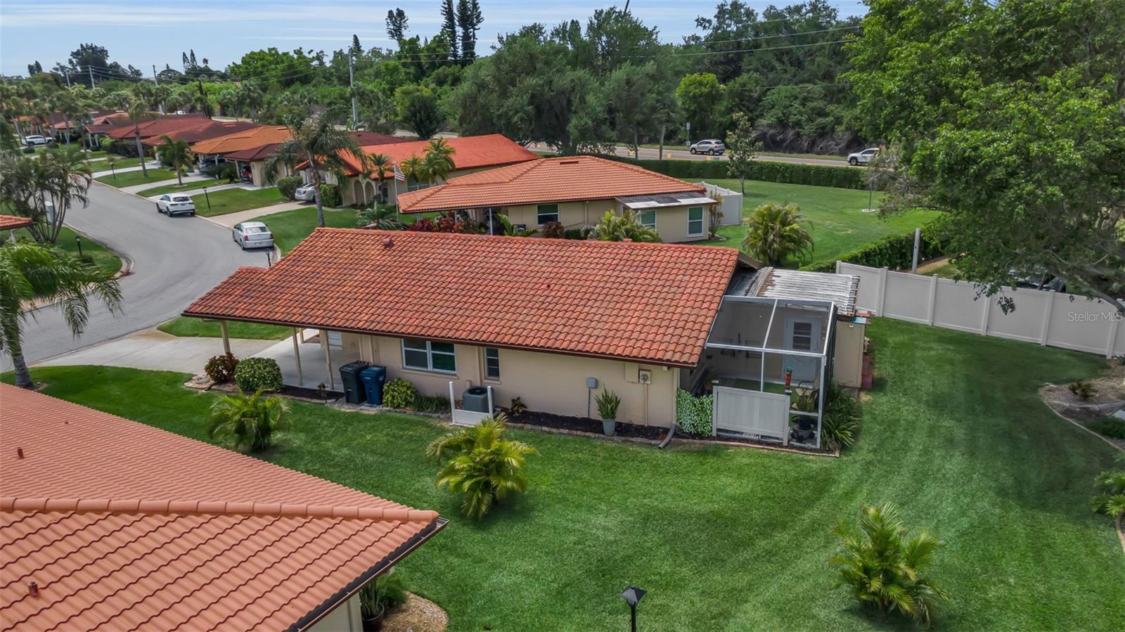 CAMBRIDGE VILLAGE - Residential