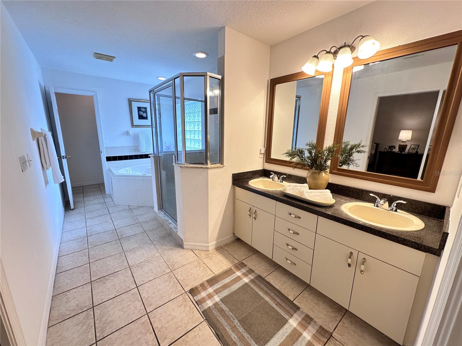 DELTONA LAKES UNIT 03 - Residential