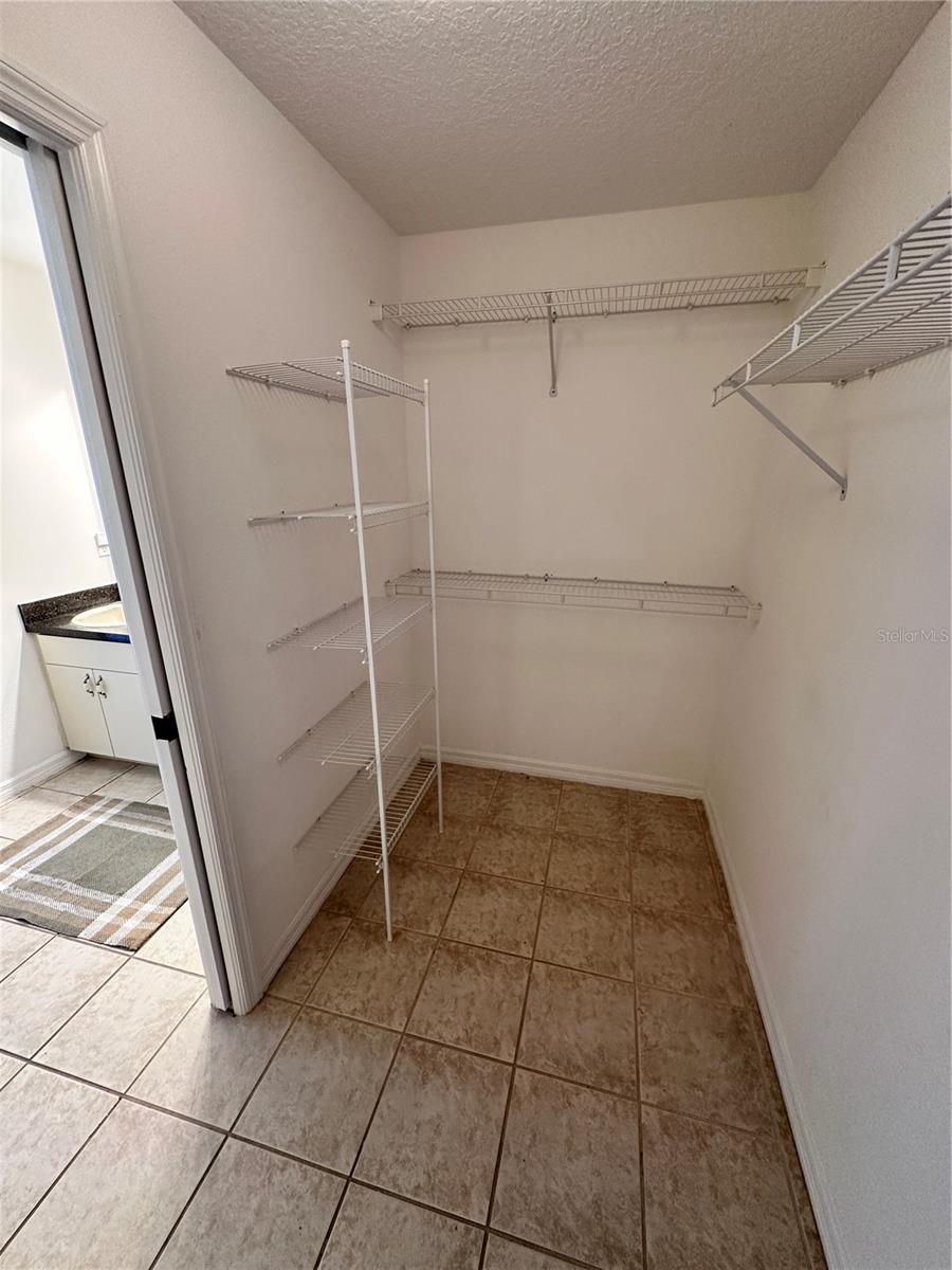 DELTONA LAKES UNIT 03 - Residential