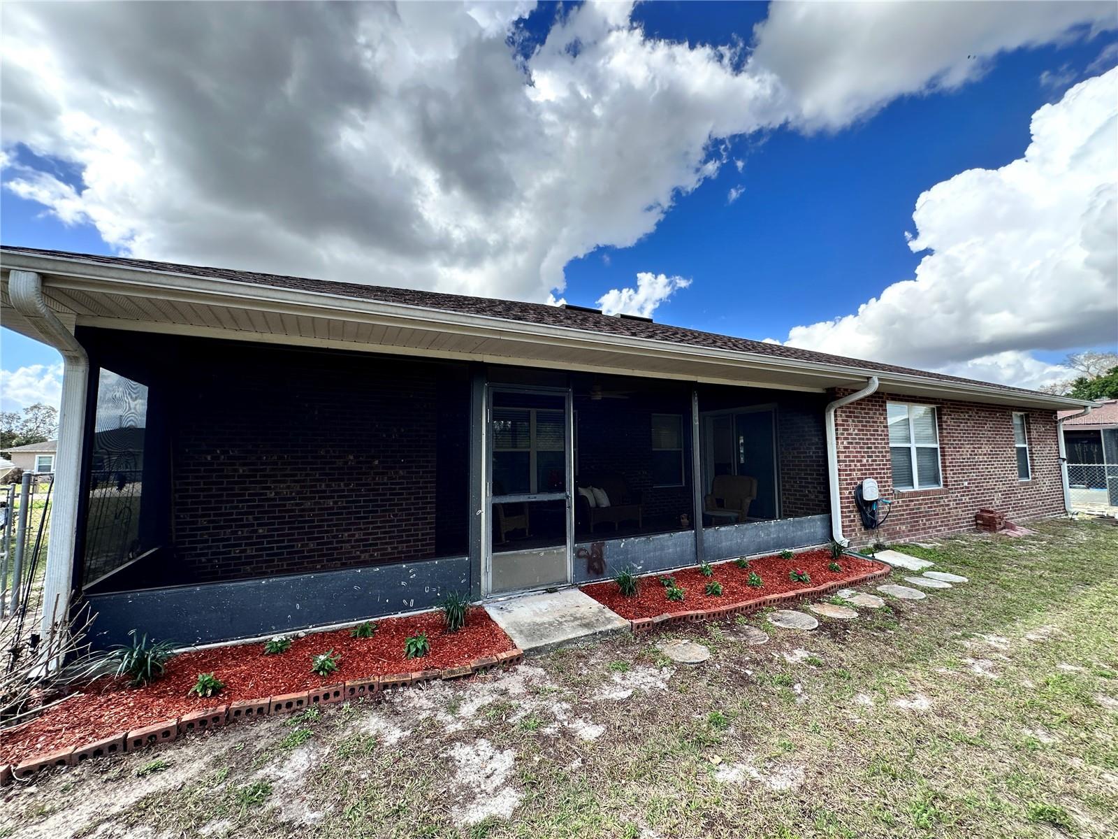 DELTONA LAKES UNIT 03 - Residential