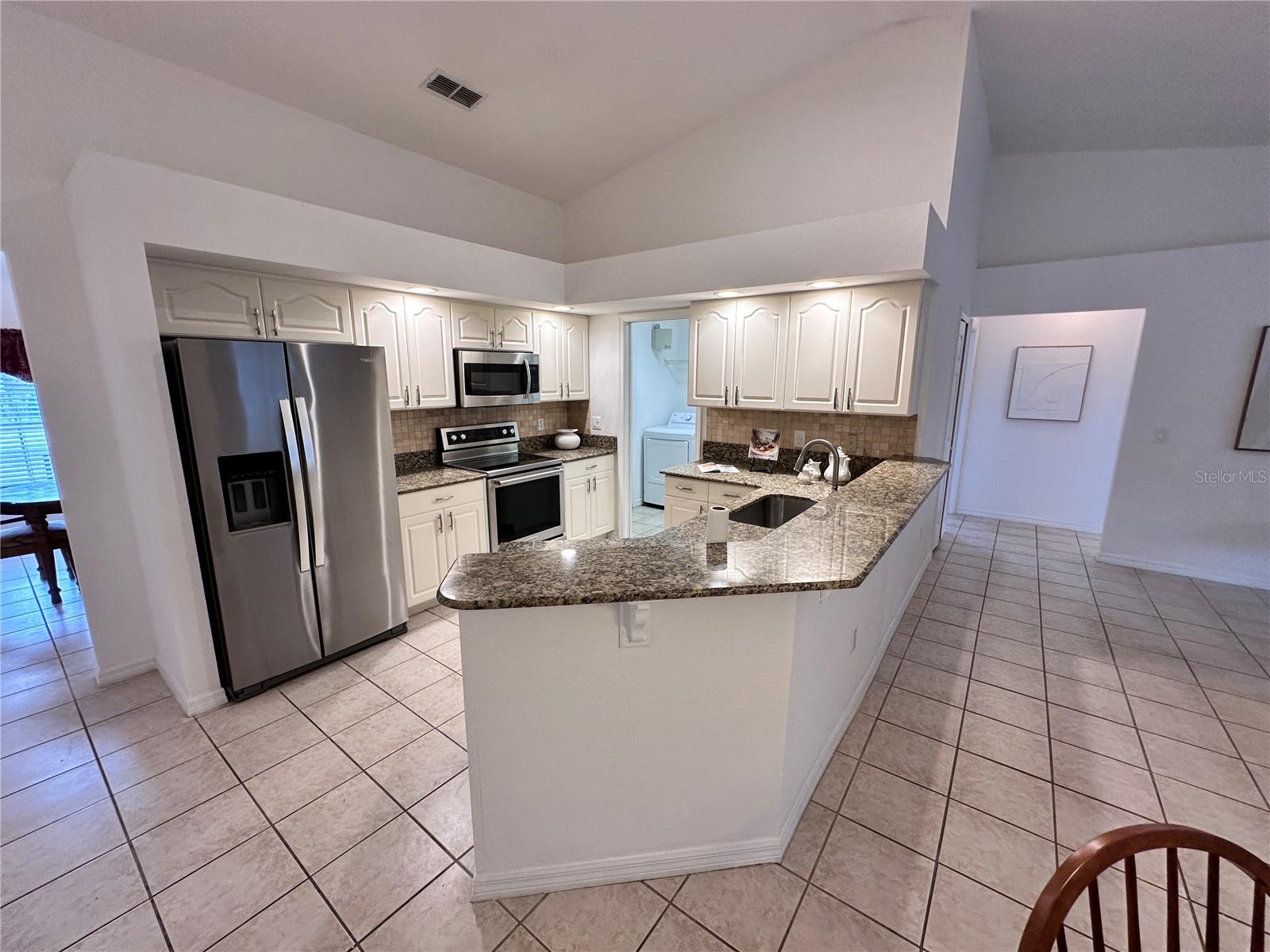DELTONA LAKES UNIT 03 - Residential