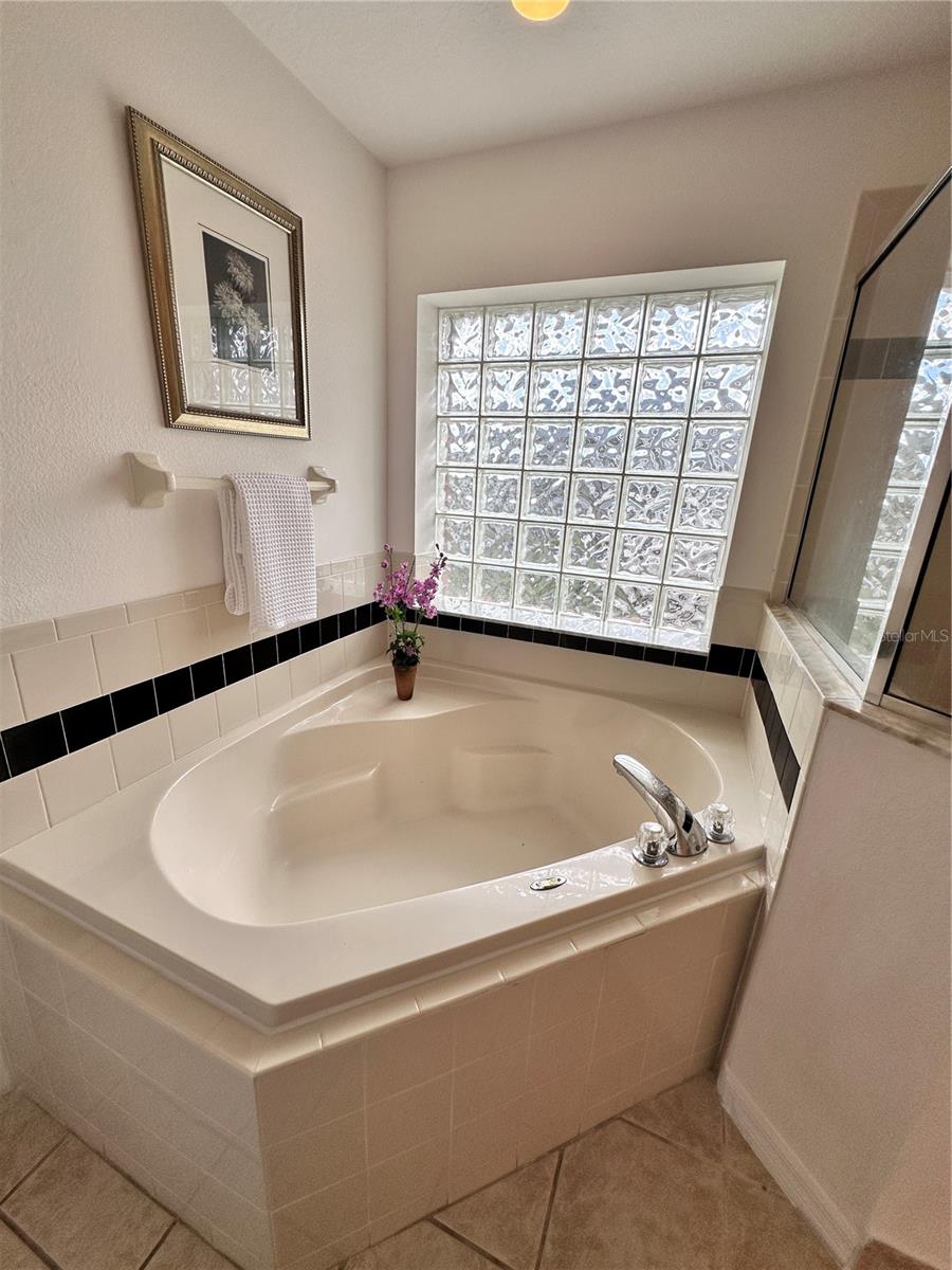 DELTONA LAKES UNIT 03 - Residential