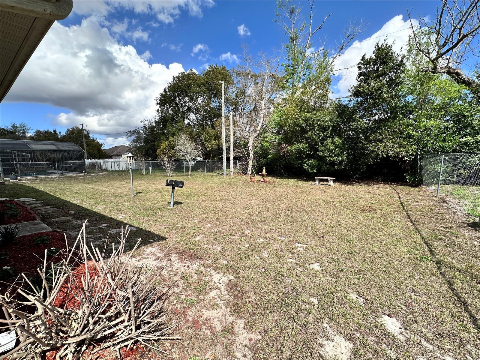 DELTONA LAKES UNIT 03 - Residential