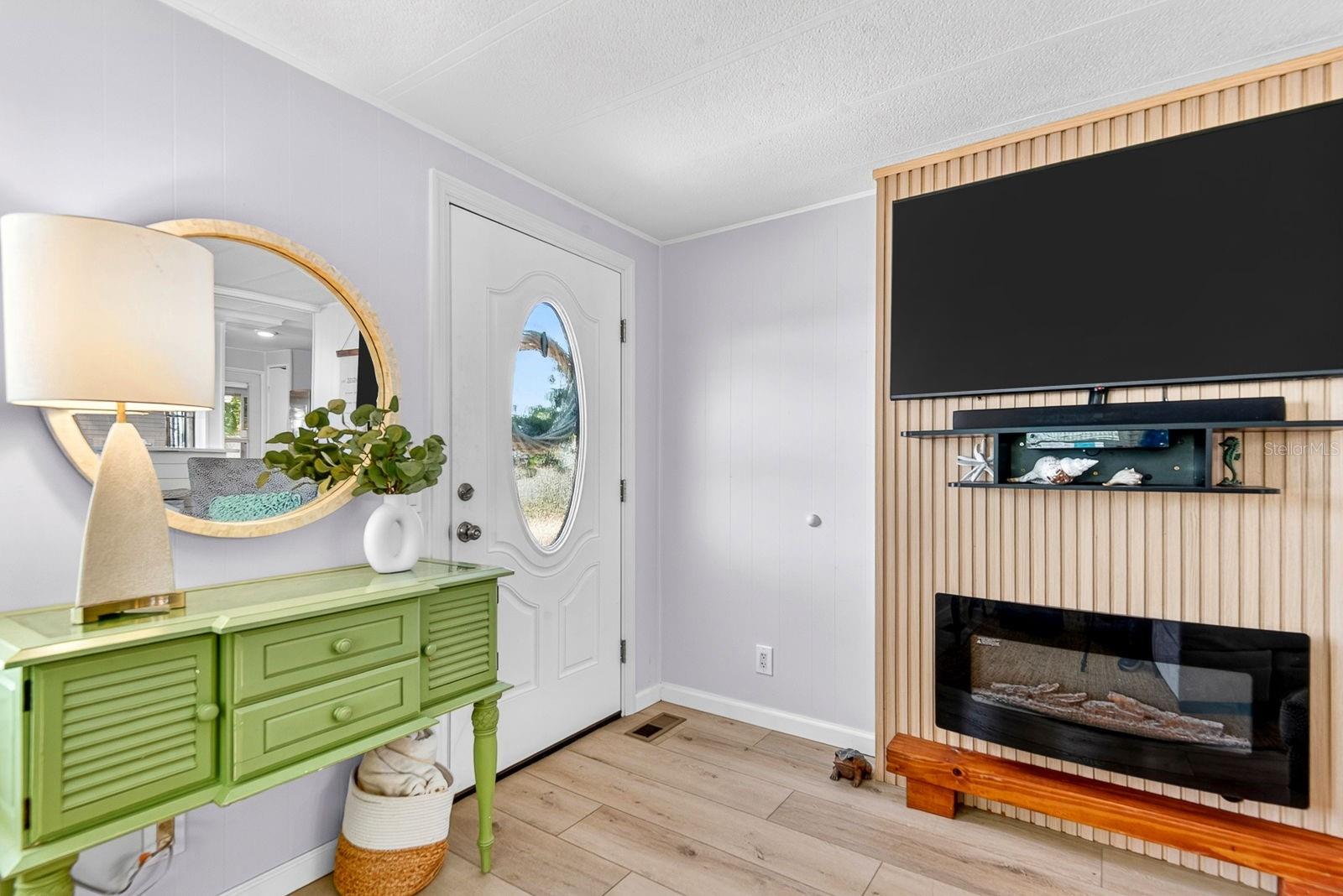 PALMA SOLA SHORES - Residential