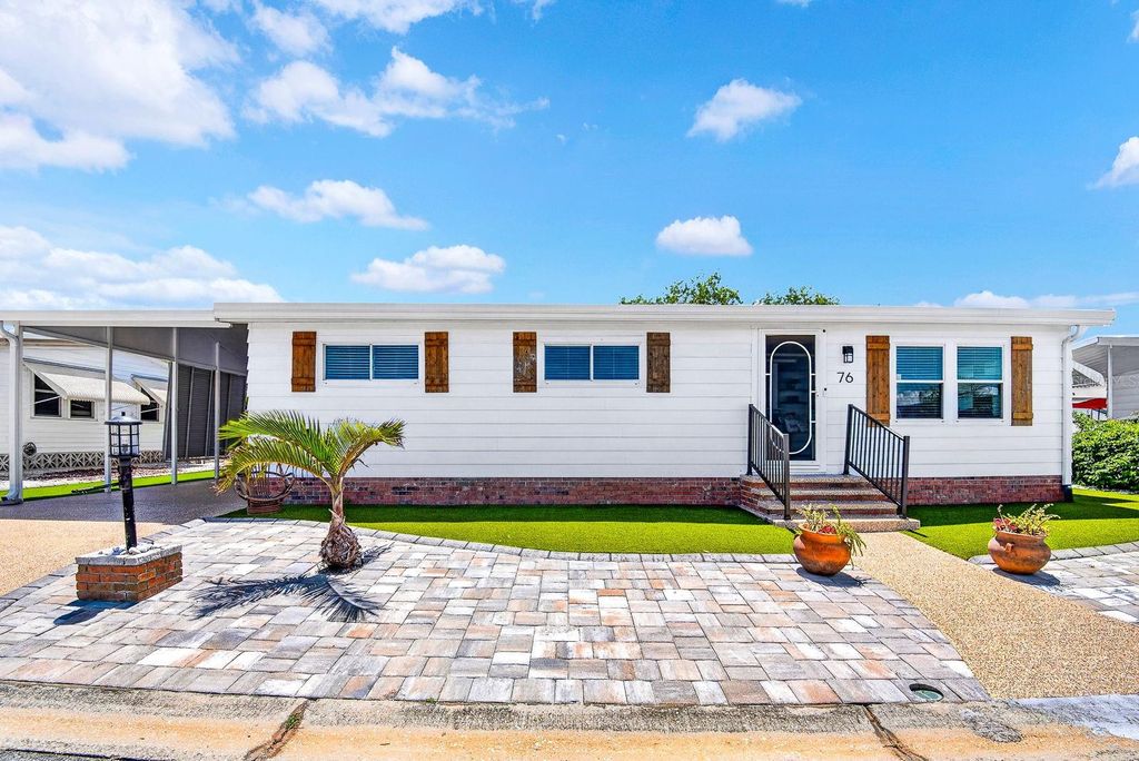 Photo of 76 Caballo Way, Bradenton, FL 34209 (MLS # A4690171)