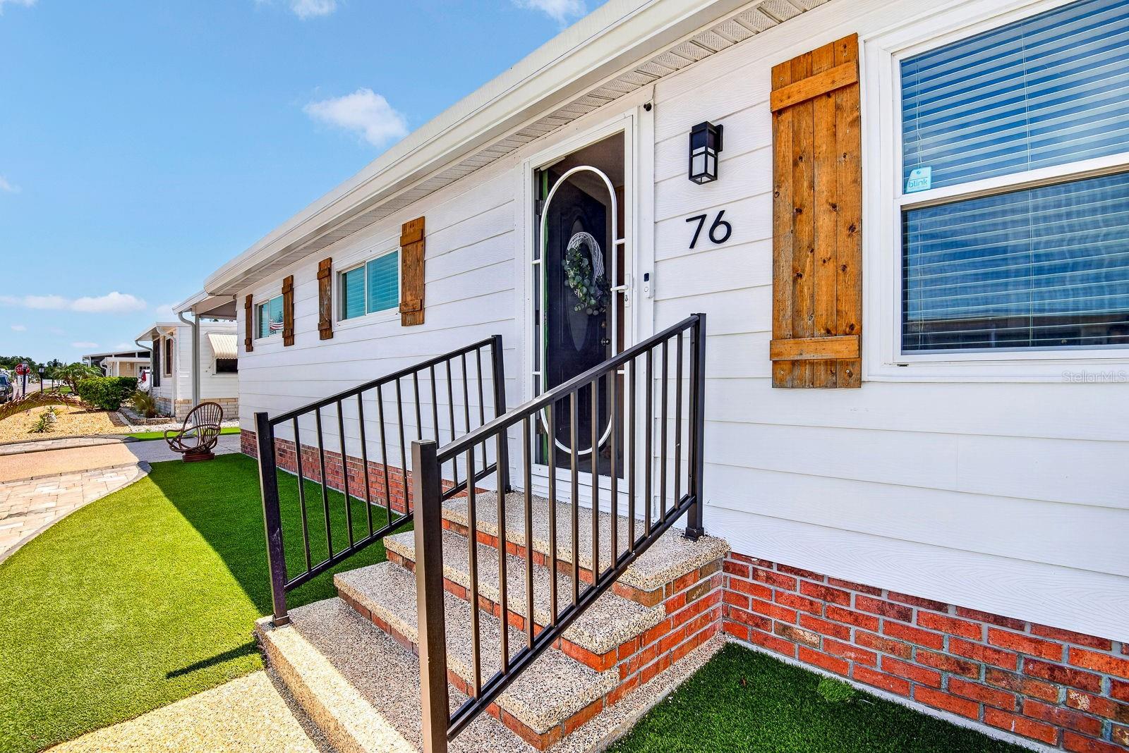 PALMA SOLA SHORES - Residential