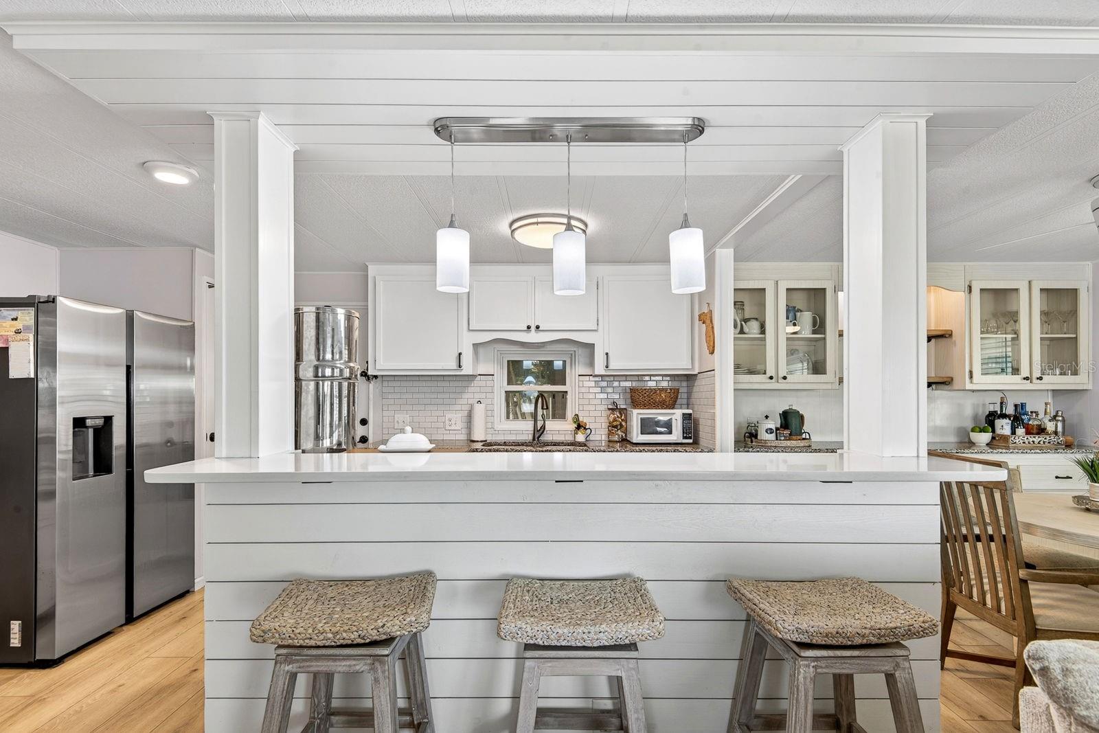 PALMA SOLA SHORES - Residential