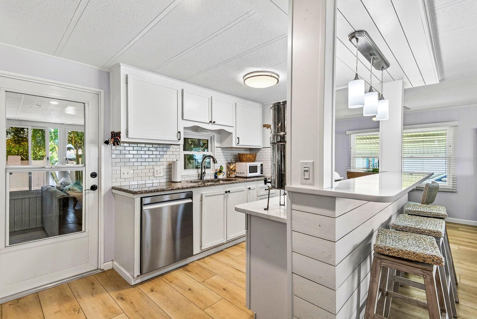 PALMA SOLA SHORES - Residential