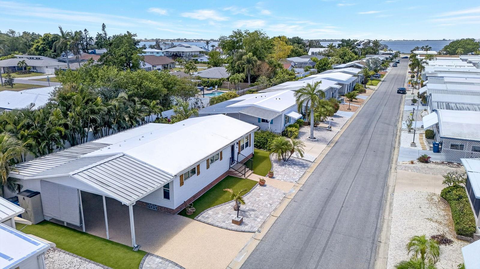 PALMA SOLA SHORES - Residential