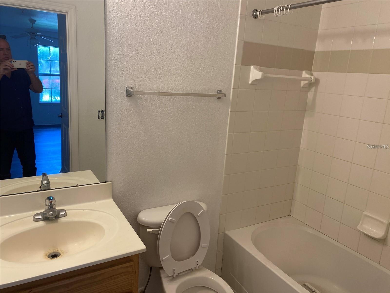 BAY POINTE AT CORTEZ PH 2-6 - Residential Lease