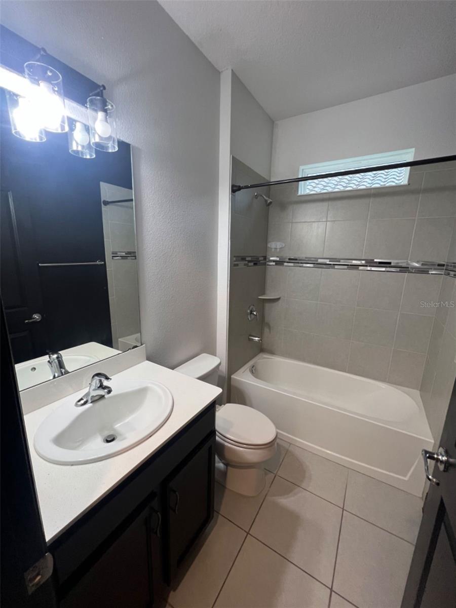 BELLALAGO PH 5J SEC 2 - Residential Lease