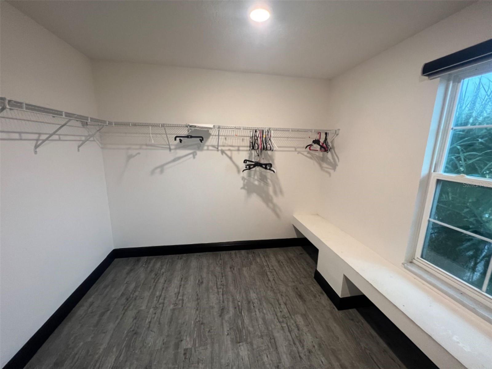 BELLALAGO PH 5J SEC 2 - Residential Lease