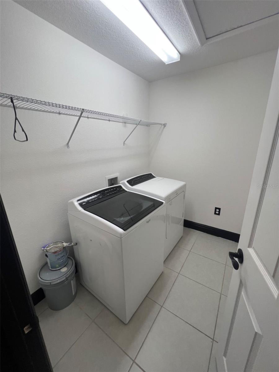 BELLALAGO PH 5J SEC 2 - Residential Lease