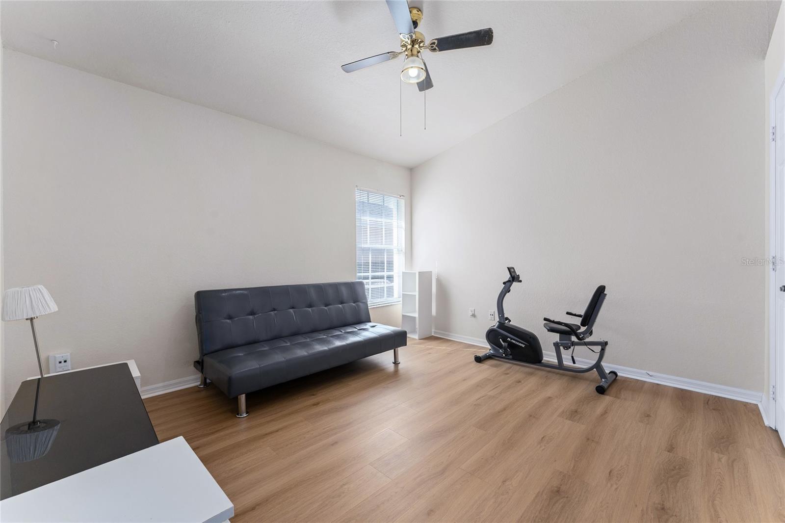 HUNTERS CREEK TR 430B PH 01 - Residential