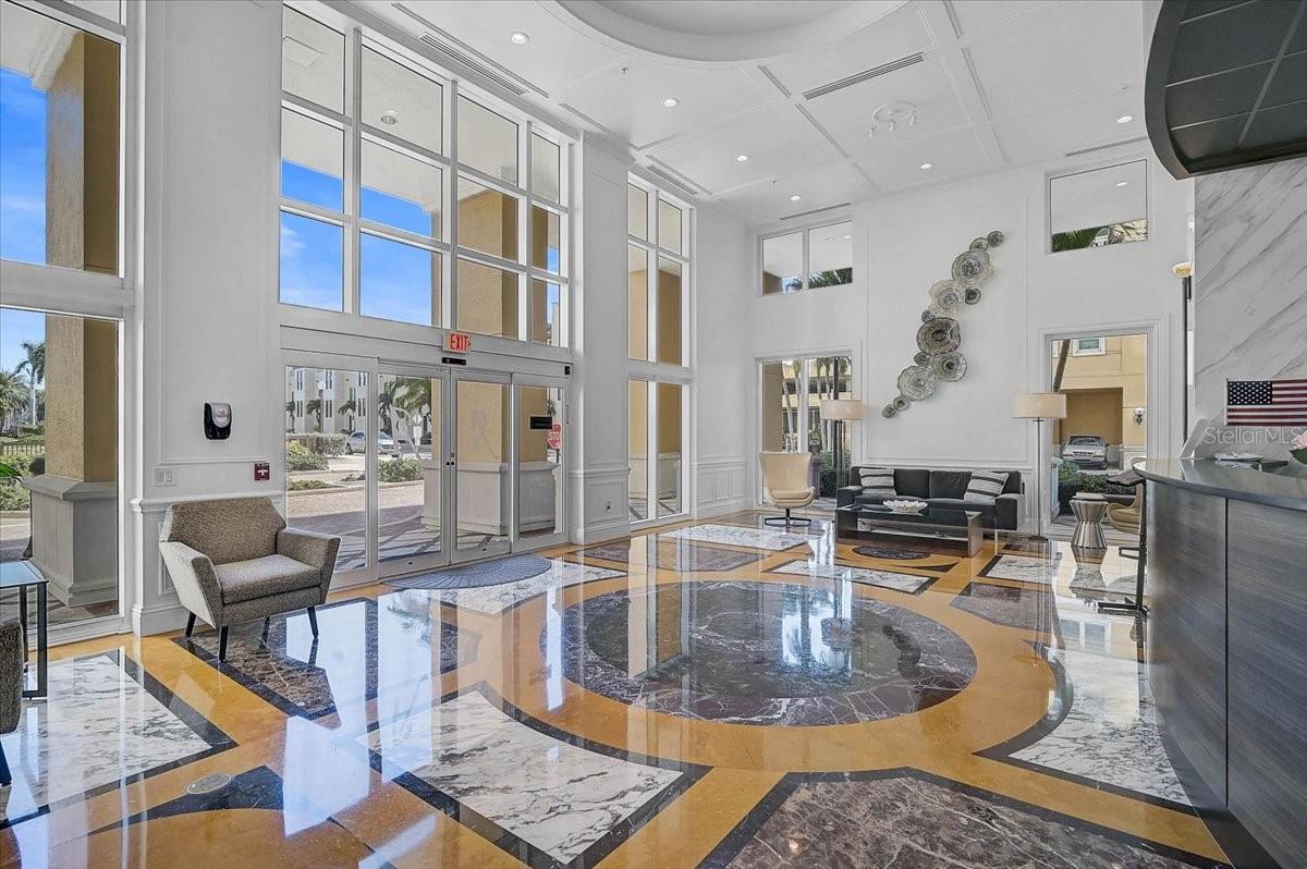 800 N TAMIAMI TRAIL 910