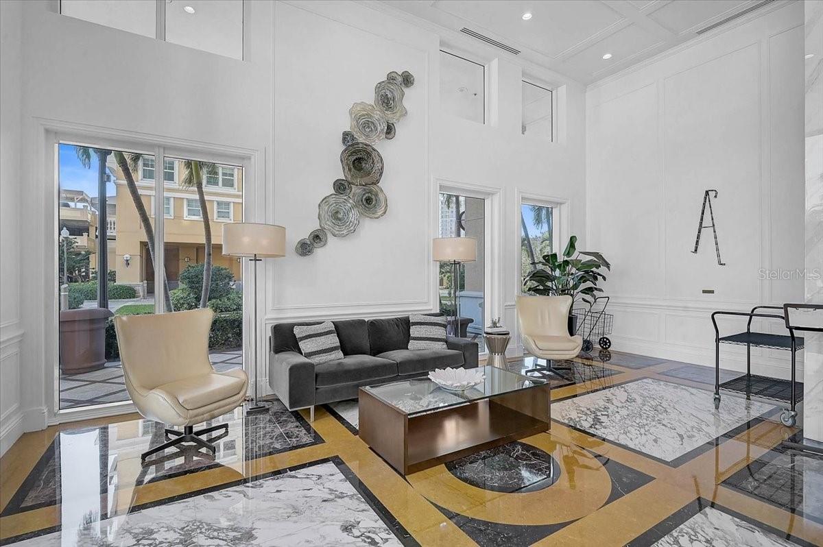 800 N TAMIAMI TRAIL 910