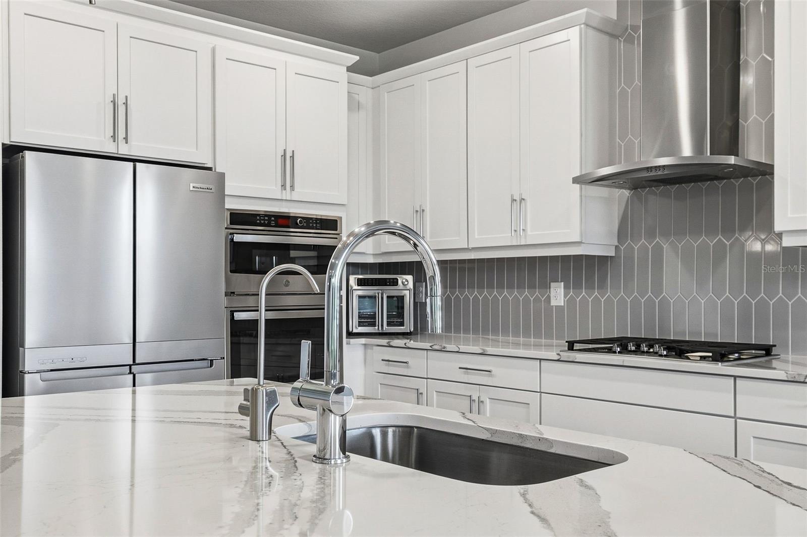 SWEETWATER/LAKEWOOD RANCH PH I - Residential