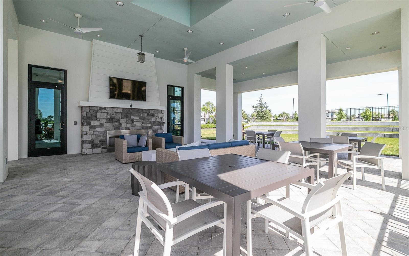 SWEETWATER/LAKEWOOD RANCH PH I - Residential