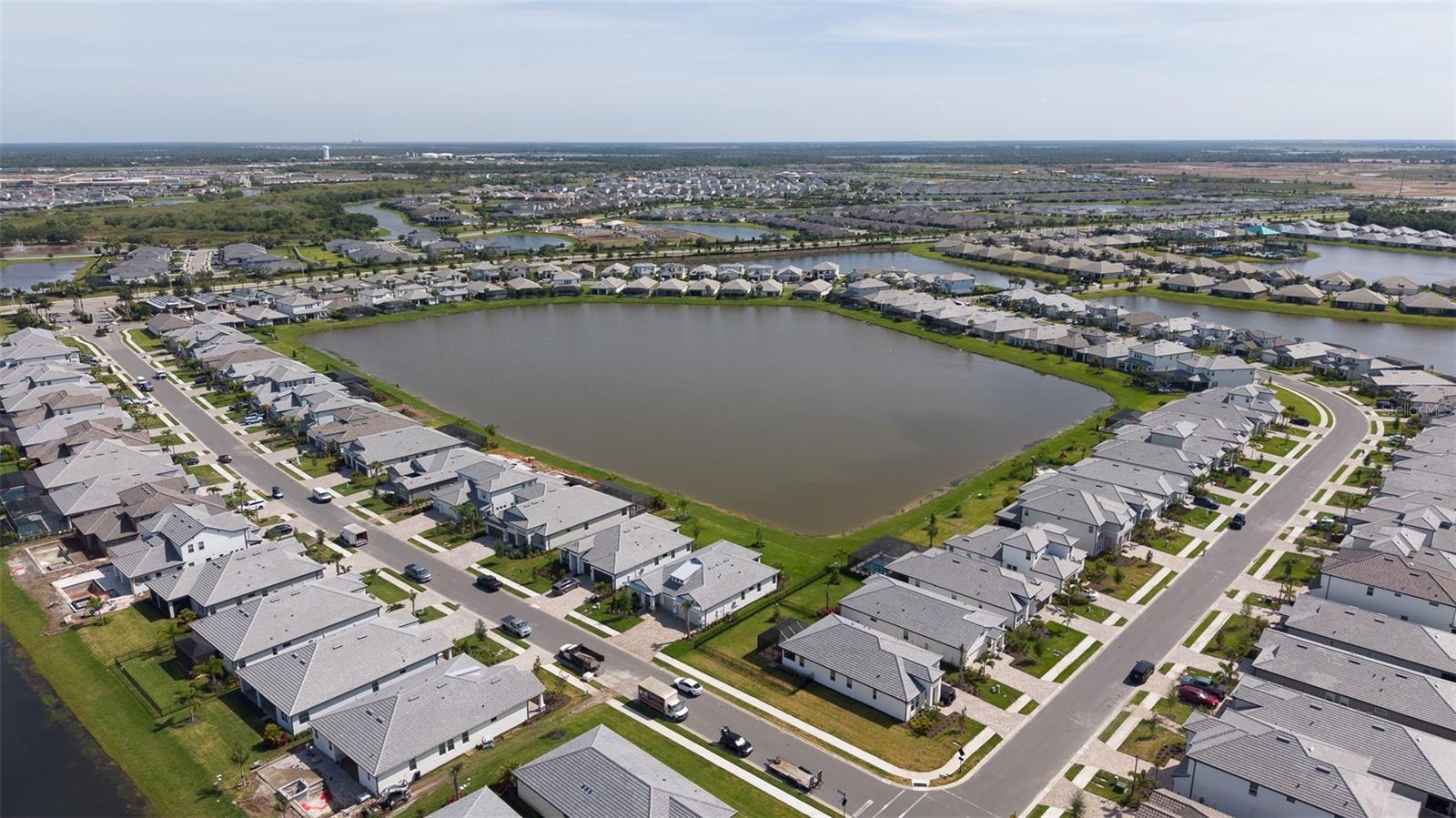 SWEETWATER/LAKEWOOD RANCH PH I - Residential
