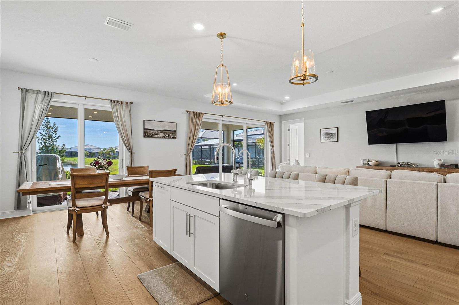 SWEETWATER/LAKEWOOD RANCH PH I - Residential