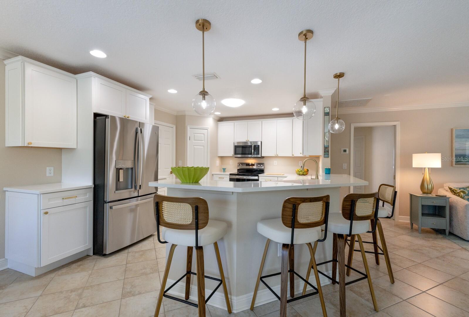 HOLMES BEACH 33RD UNIT - Residential