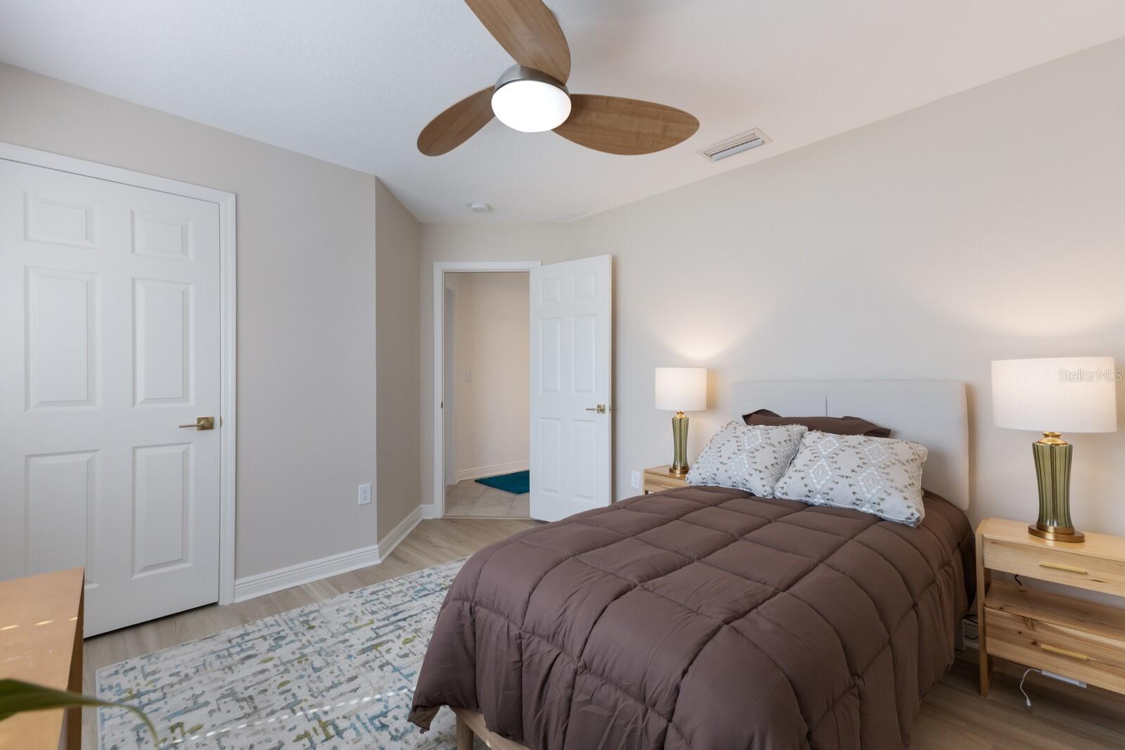 HOLMES BEACH 33RD UNIT - Residential