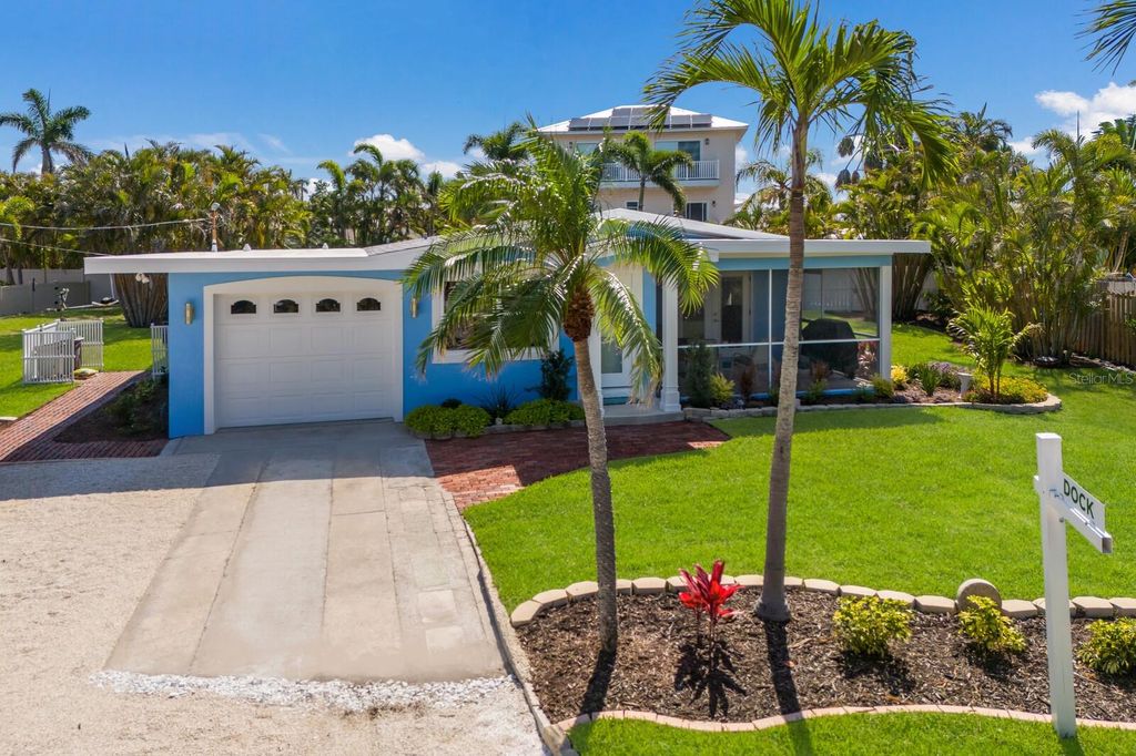 Photo of 237 85th Street, Holmes Beach, FL 34217 (MLS # A4653268)