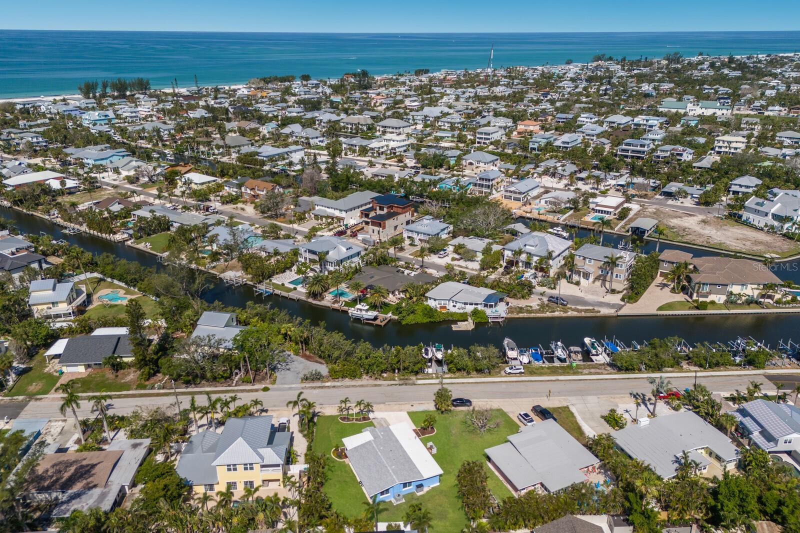 HOLMES BEACH 33RD UNIT - Residential