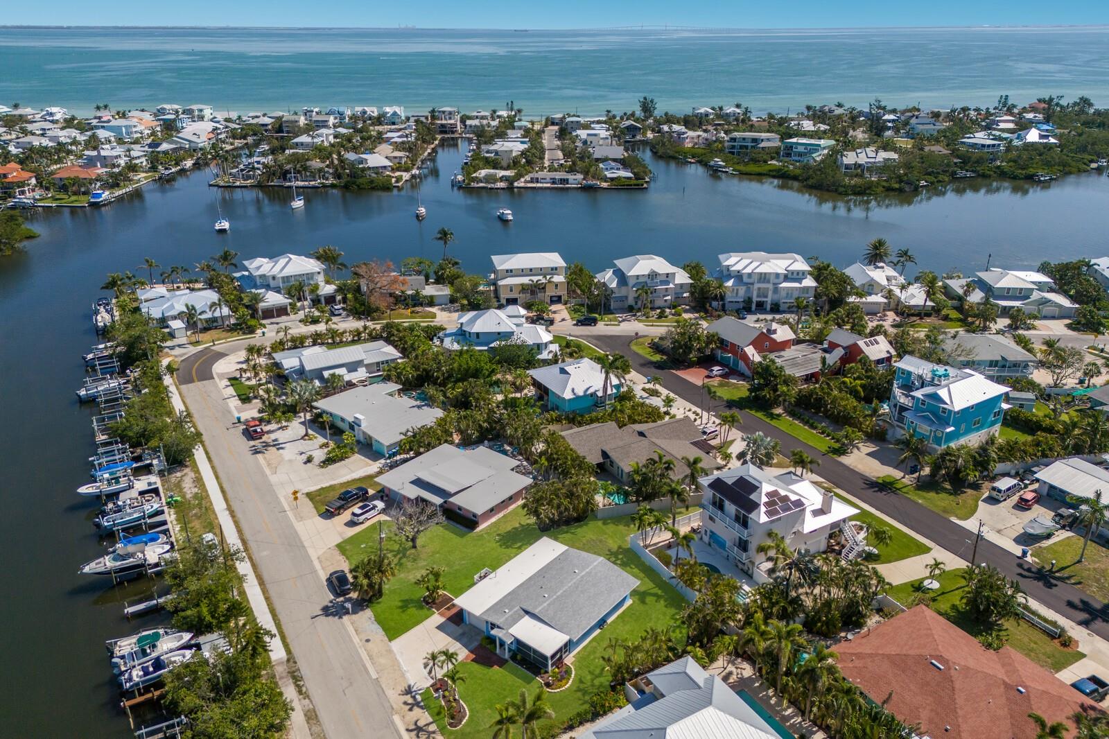 HOLMES BEACH 33RD UNIT - Residential