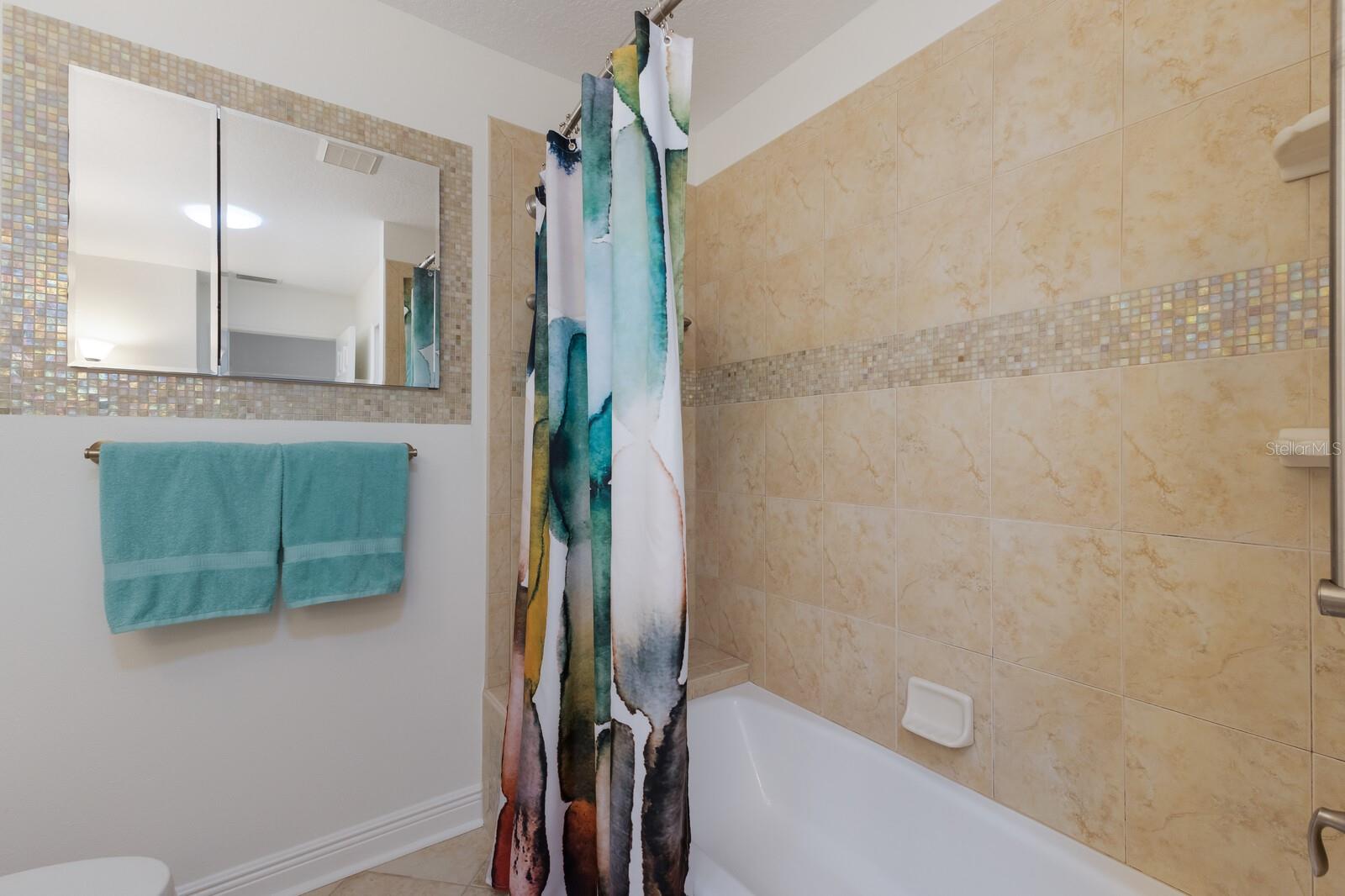 HOLMES BEACH 33RD UNIT - Residential