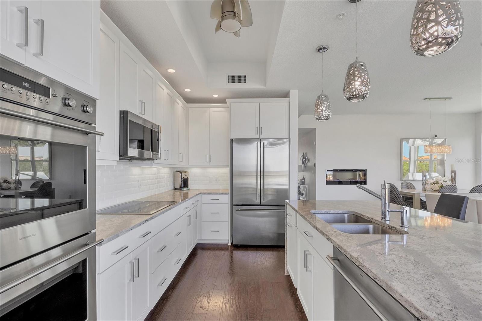 WATERFRONT AT MAIN STREET PH 1 - Residential