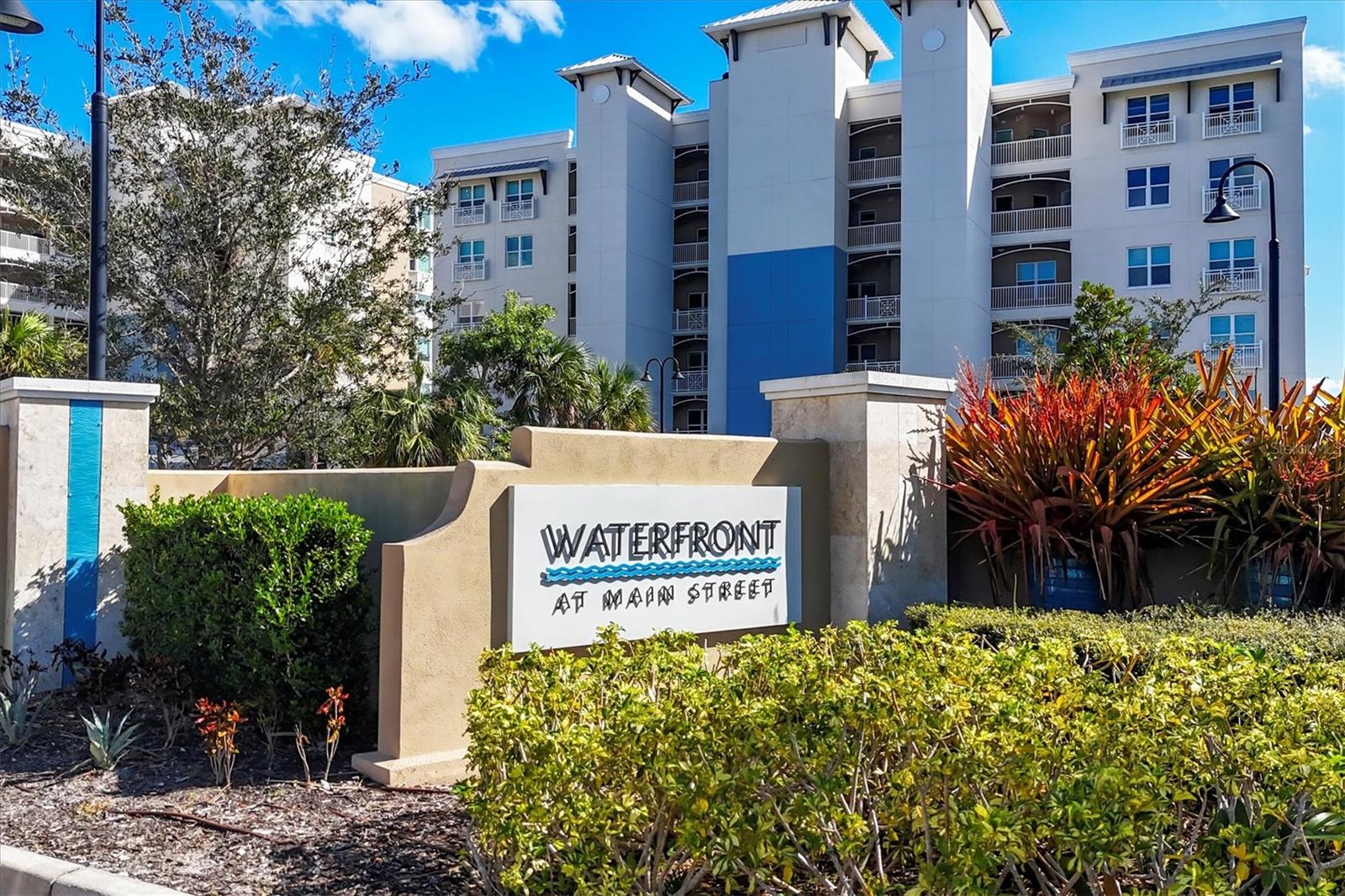 WATERFRONT AT MAIN STREET PH 1 - Residential