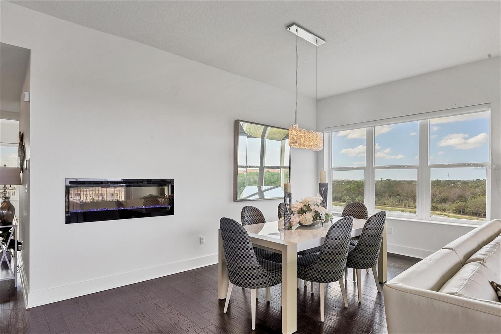 WATERFRONT AT MAIN STREET PH 1 - Residential