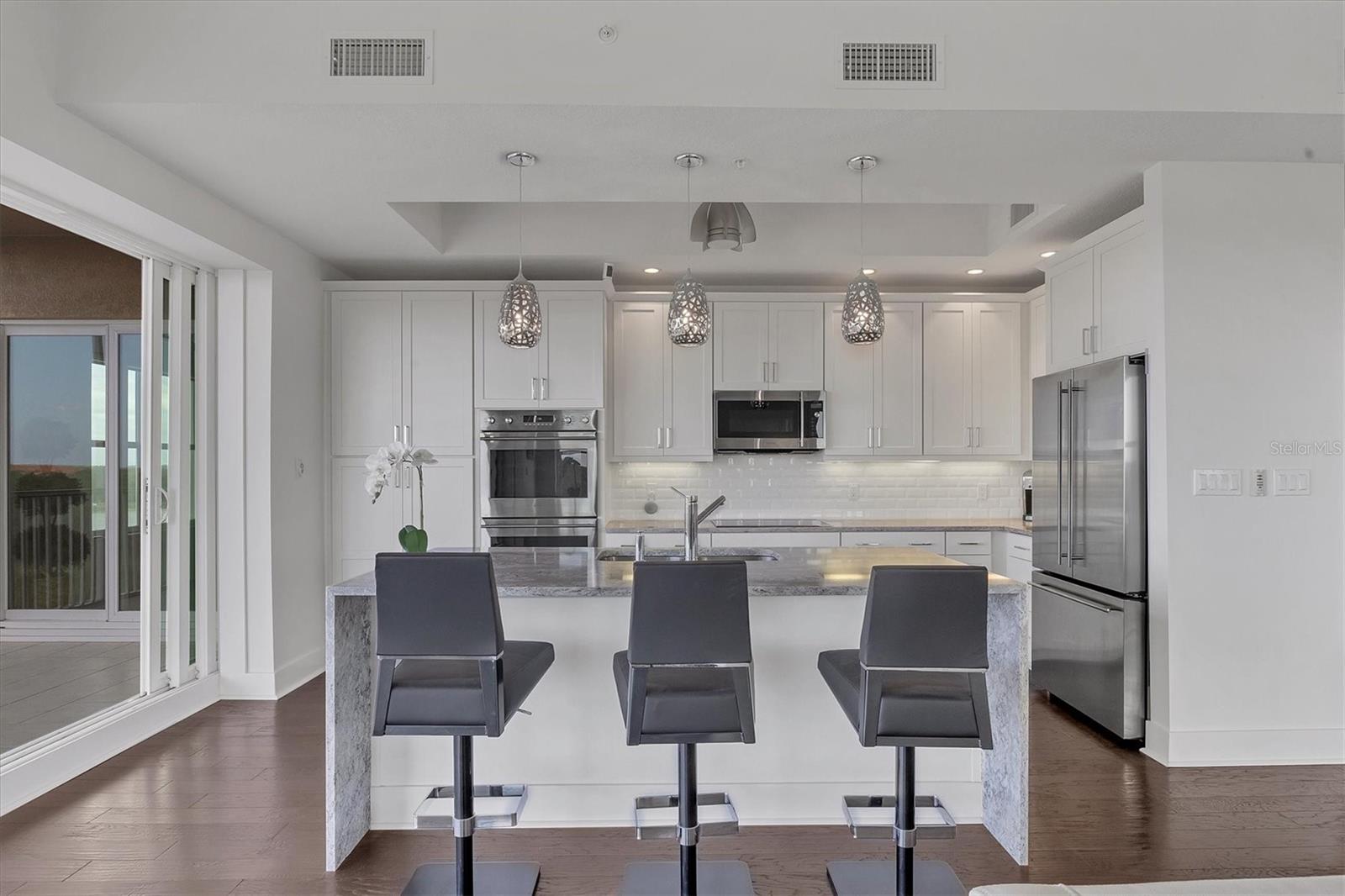 WATERFRONT AT MAIN STREET PH 1 - Residential