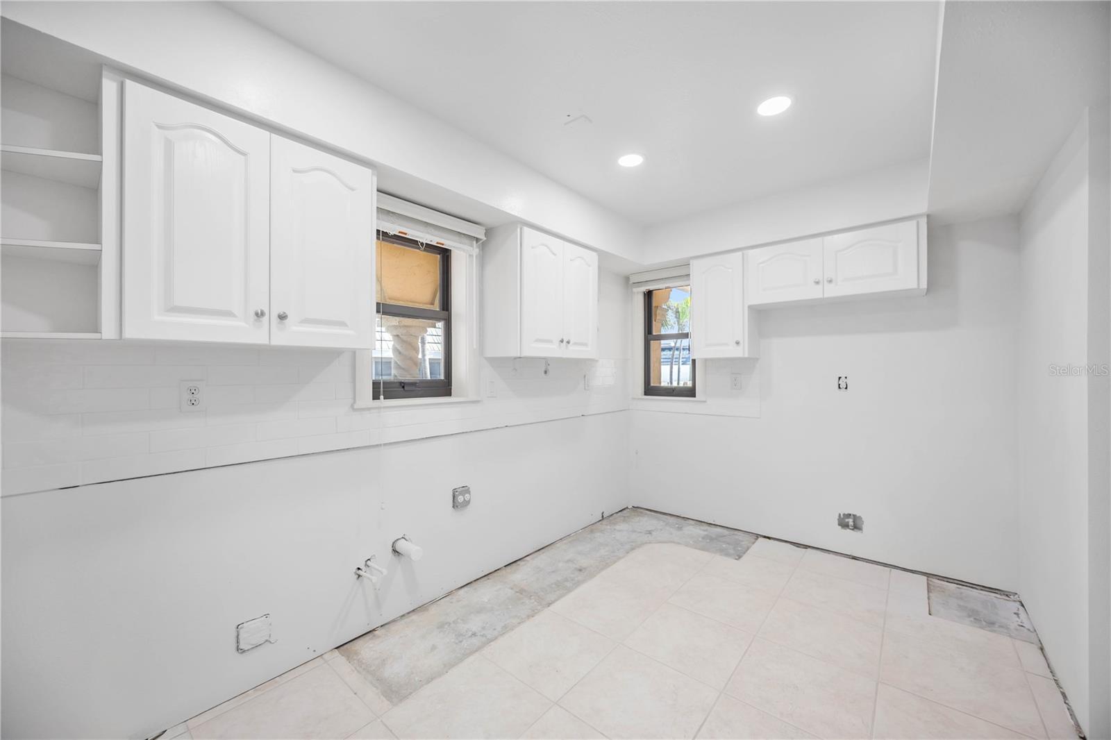 OCEAN SANDS - Residential