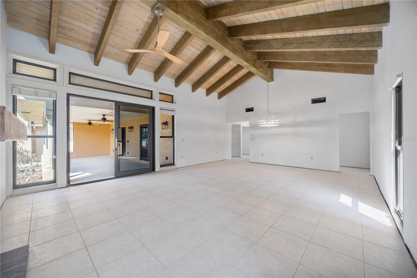 OCEAN SANDS - Residential