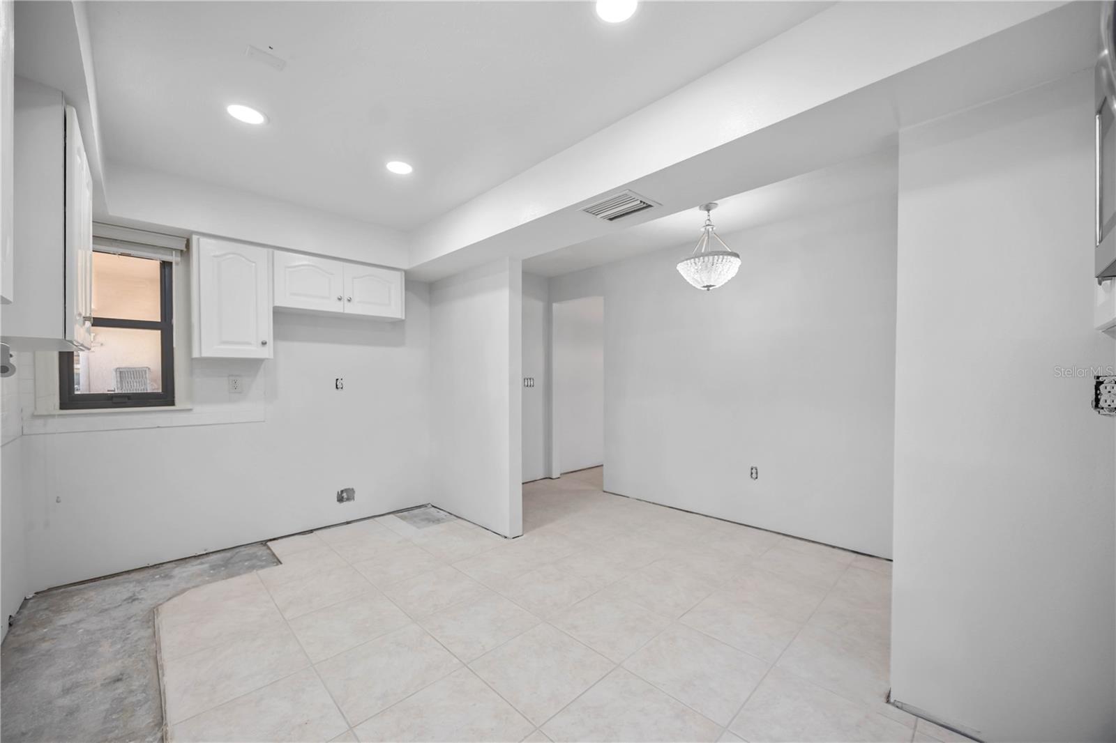 OCEAN SANDS - Residential