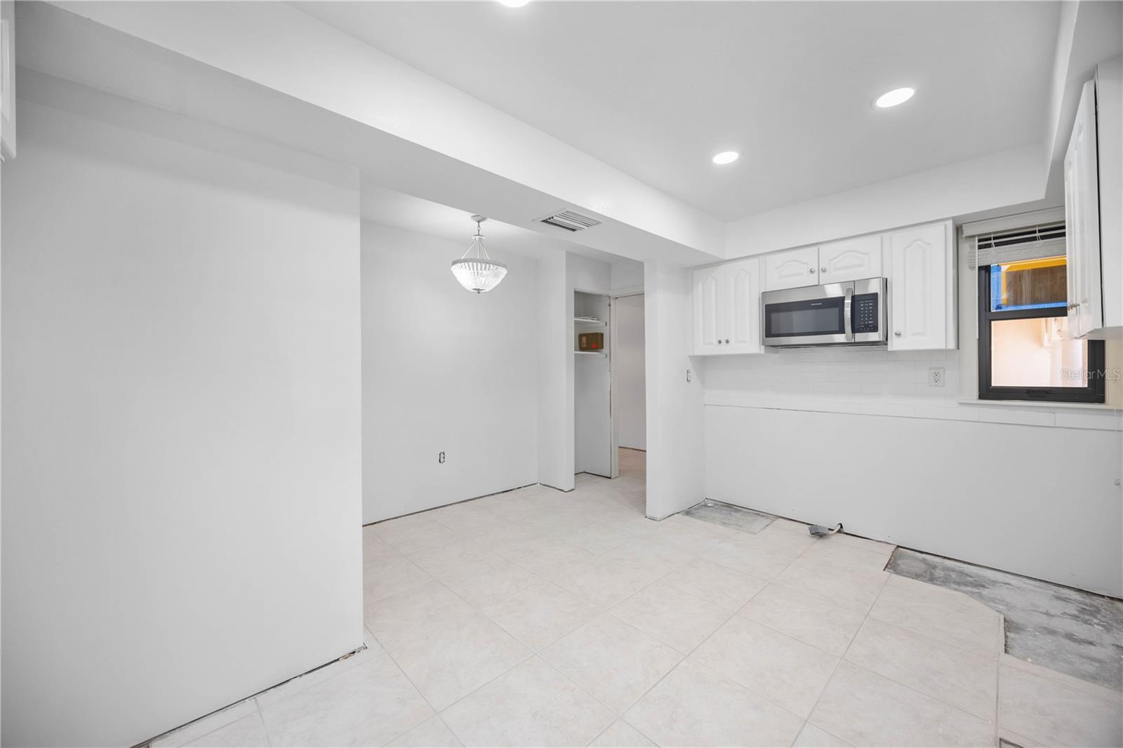 OCEAN SANDS - Residential