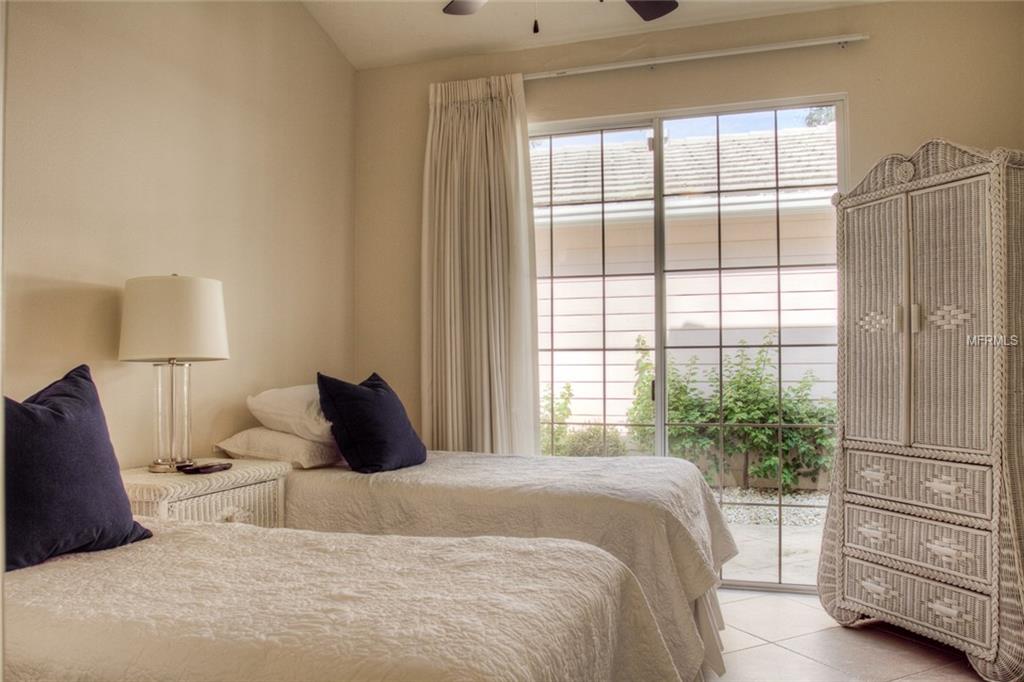 UNIVERSITY PARK - Residential Lease