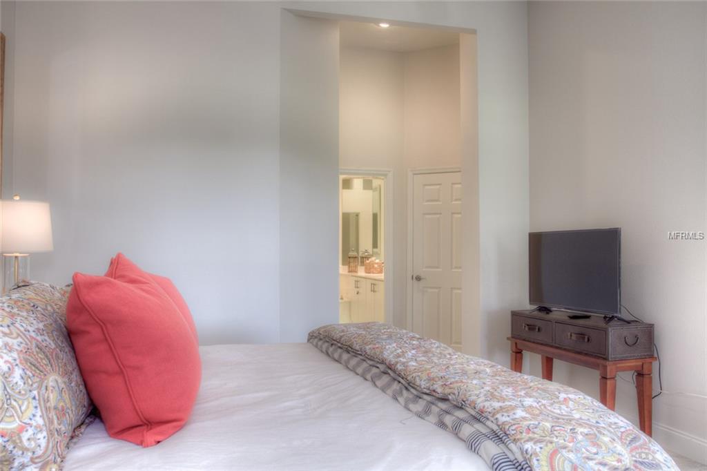 UNIVERSITY PARK - Residential Lease