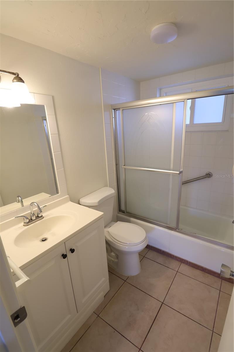 BAYSHORE II SEC 16 - Residential Lease