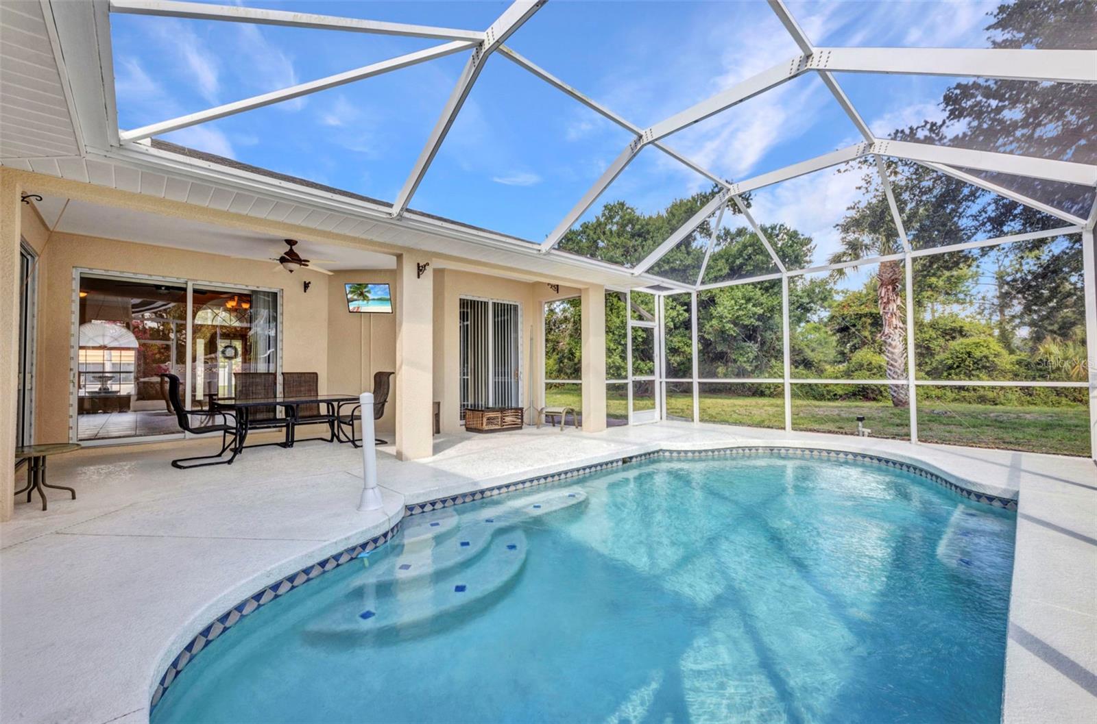 2300 CARPENTER LANE