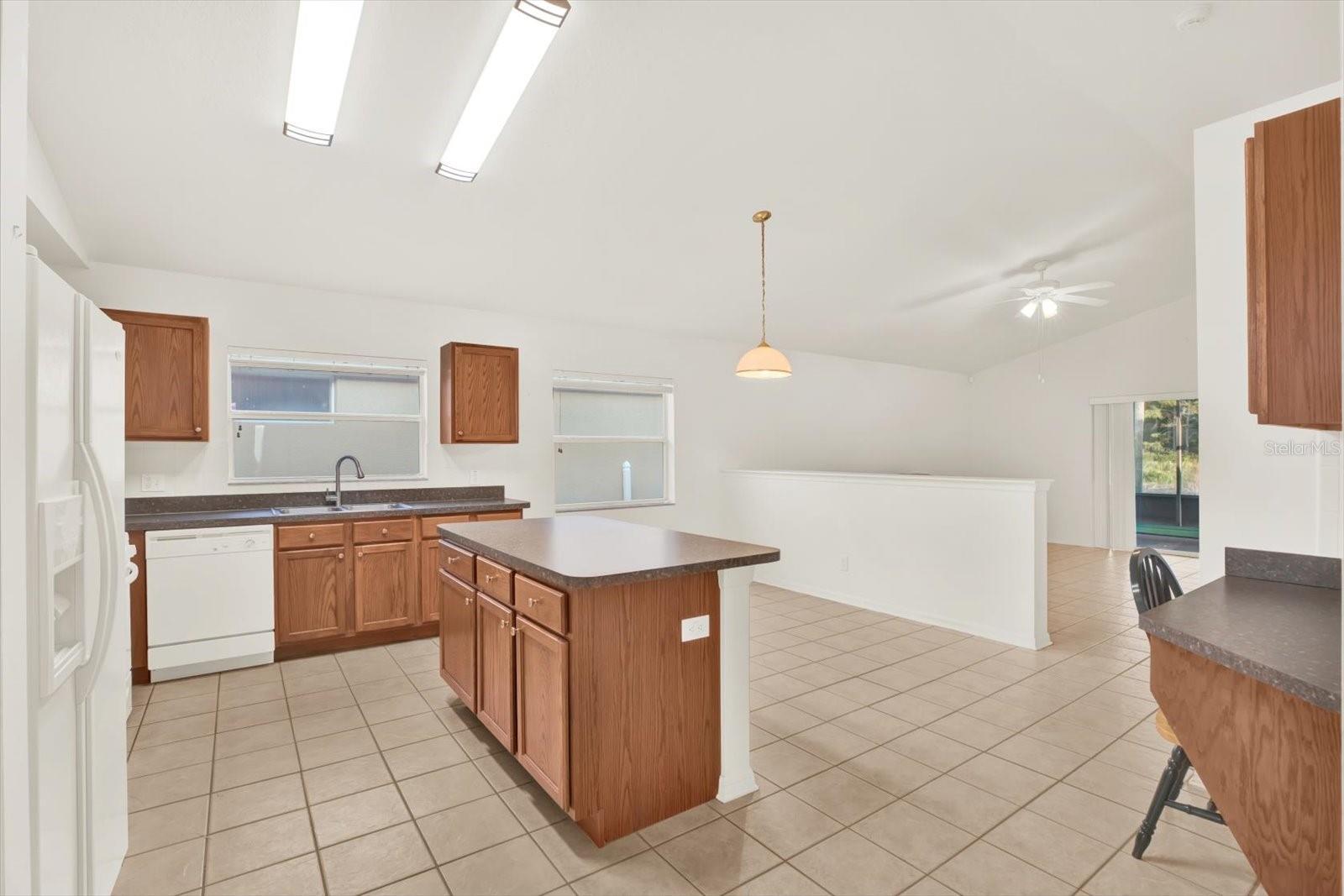 TRINITY WEST - Residential