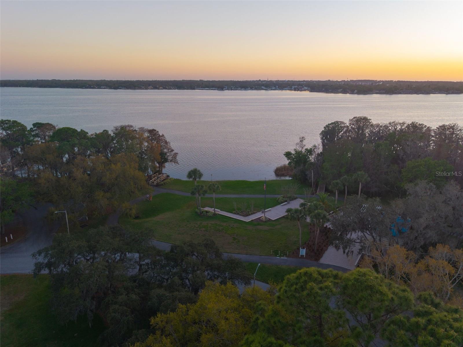 QUAIL LAKE - Residential