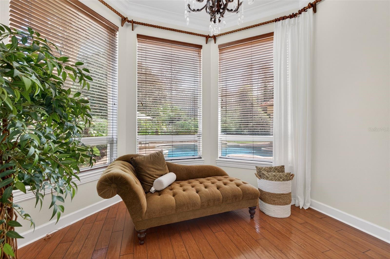 QUAIL LAKE - Residential