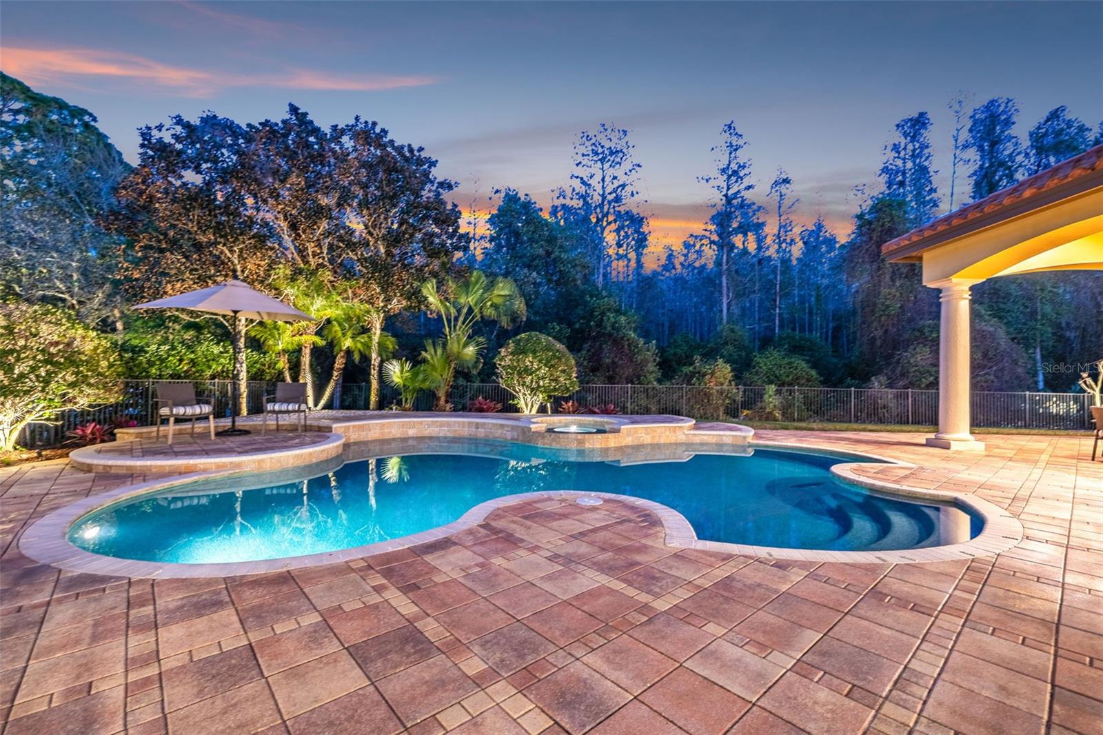 QUAIL LAKE - Residential