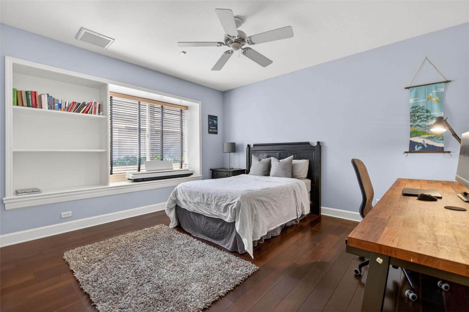 QUAIL LAKE - Residential