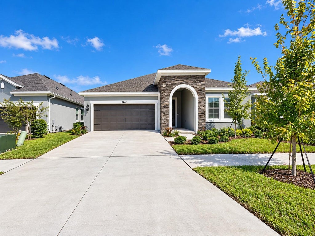 Photo of 6262 Broad Field Avenue, Apollo Beach, FL 33572 (MLS # TB8559842)